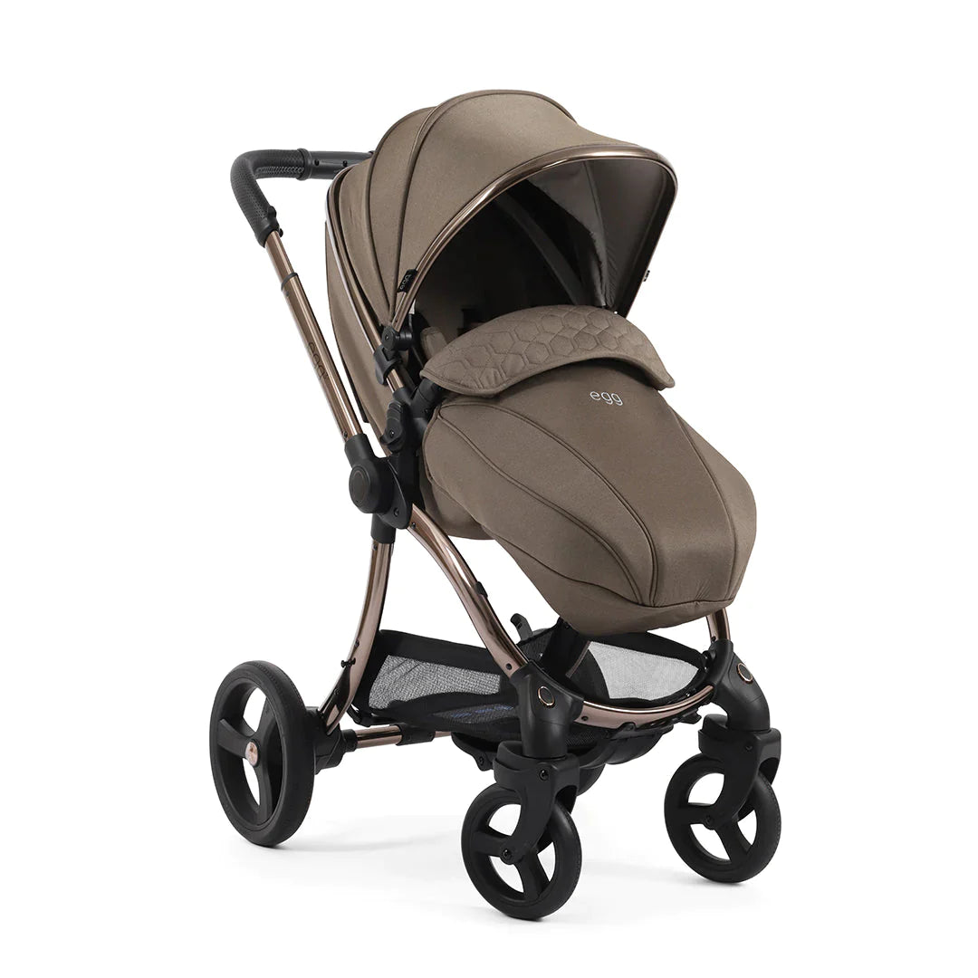egg3® Luxury Package + egg Shell Car Seat