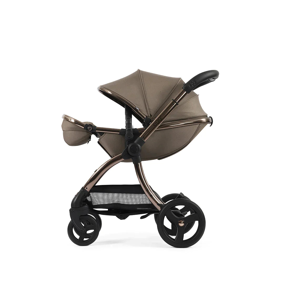 egg3® Luxury Package + egg Shell Car Seat