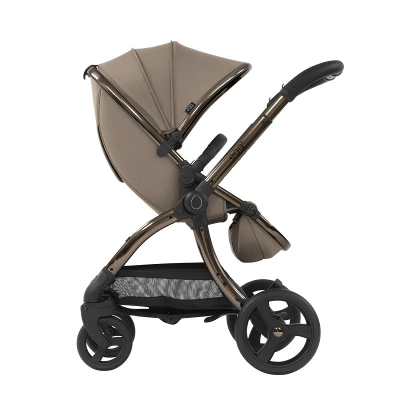 egg3® Luxury Package + egg Shell Car Seat