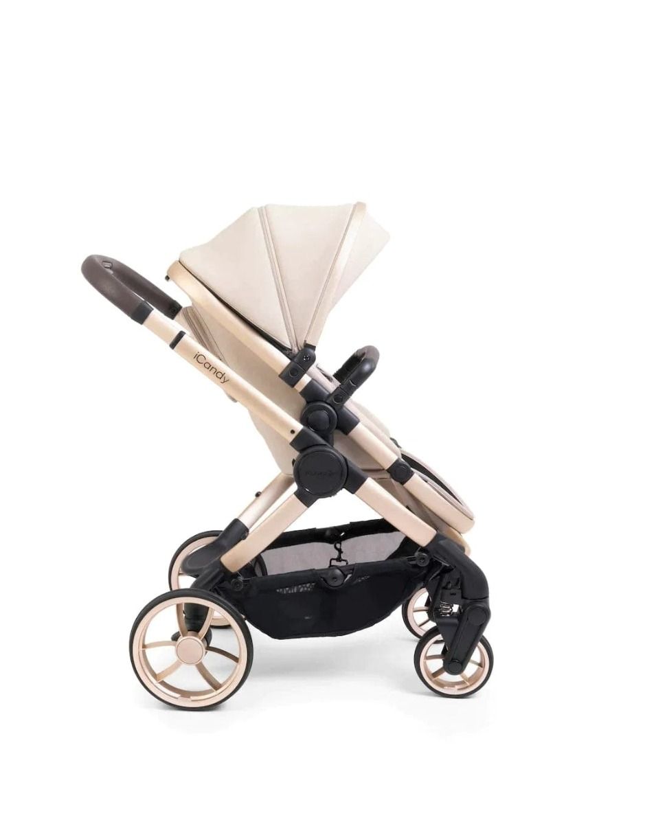 iCandy Peach 7 Bundle + Maxi Cosi Pebble 360 Pro and ISOFIX Base - Biscotti