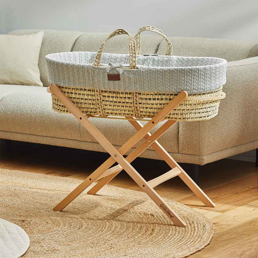 The Little Green Sheep Organic Knitted Moses Basket & Mattress