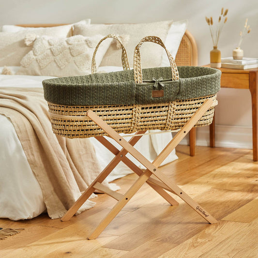 The Little Green Sheep Organic Knitted Moses Basket & Mattress