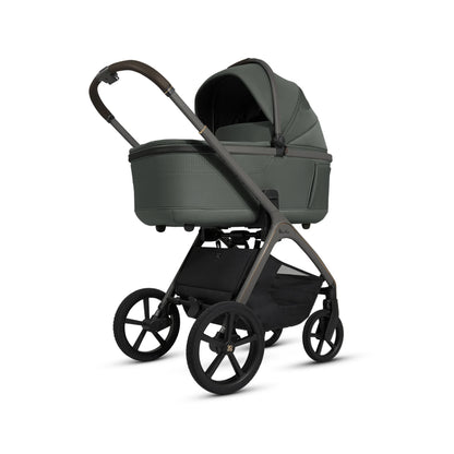Silver Cross Cove Travel System Ultimate 360 Infant Carrier Bundle (10 piece)