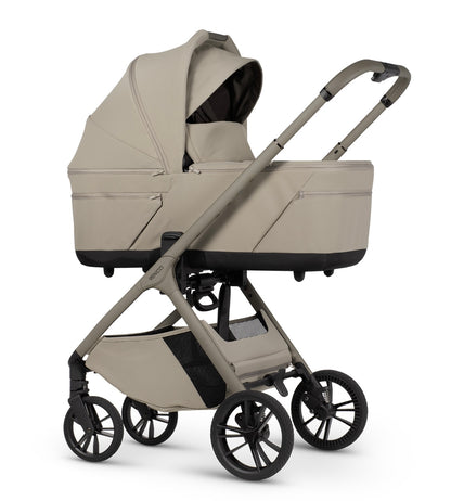 Venicci Tila 4 in 1 Travel System (13 Piece)