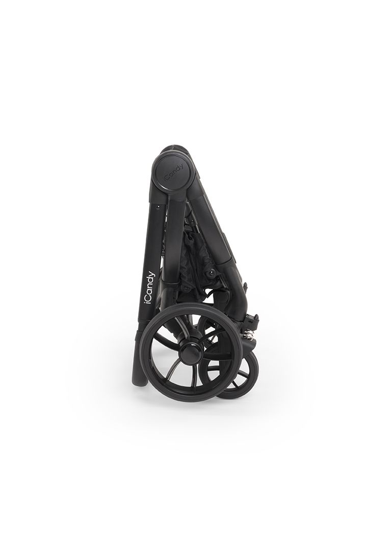 iCandy Peach 7 Complete Pushchair Bundle - Black Edition